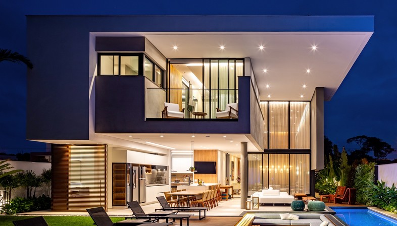 Raiz Arquitetura LIU House, on the beach in São Paulo
Raiz Arquitetura Liu House,在圣保罗的海滩上