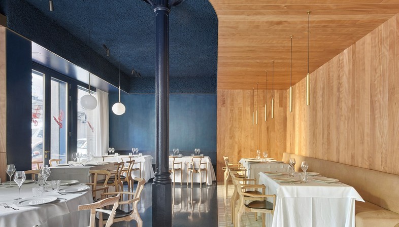 Mesura在60年内处理了Barceloneta历史悠久的Cheriff餐厅的首次修复