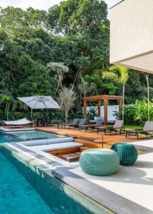 Raiz Arquitetura Liu House，在圣保罗的海滩上