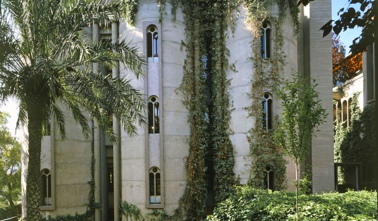 里卡多·布菲尔（Ricardo Bofill）和拉法卡（LaFàbrica）：前水泥厂的工作室
