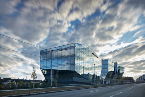 AulíkFišerArchitekti：布拉格的Bo场