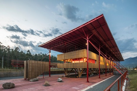 Mazzanti：Plaza del Cauca社区和运营中心