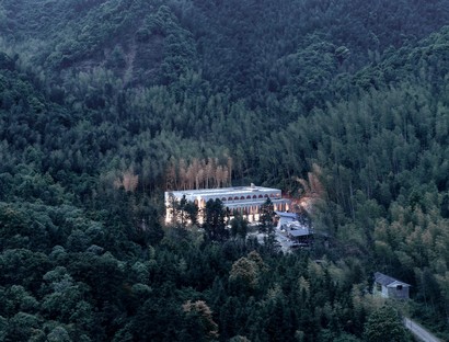 AZL建betway必威手机中文版筑师：中国Qiancheng的Bingding Wood Kiln Factory